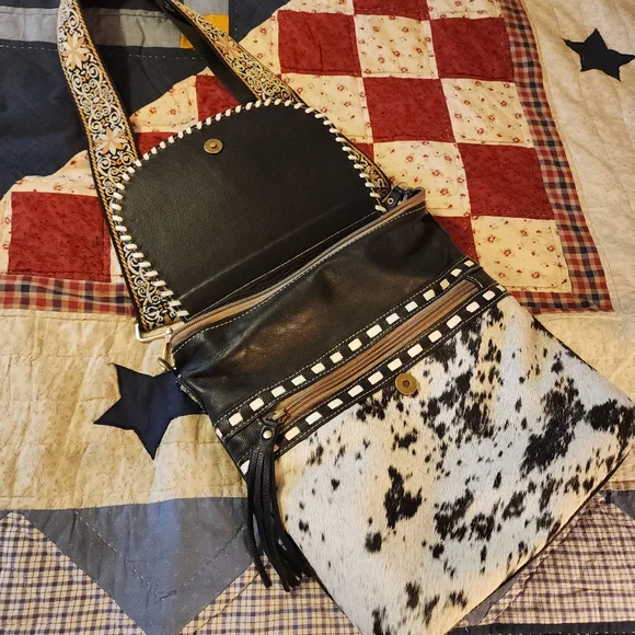 Western Style Black and Brown Crossbody Bag - Picture 2 of 5